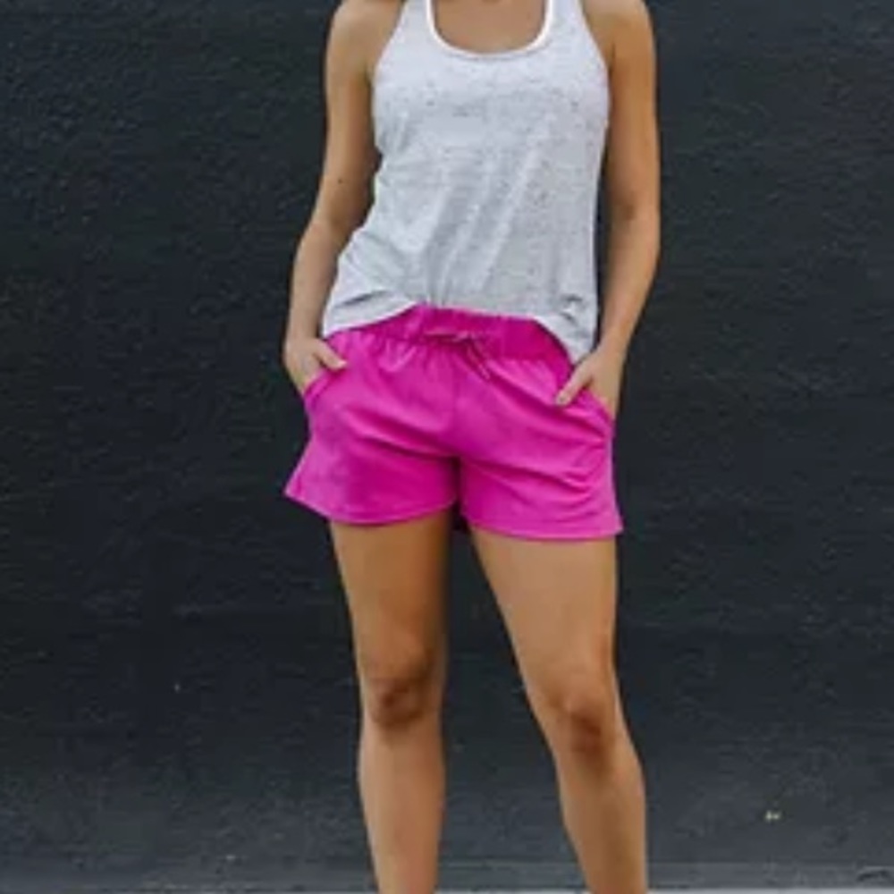 Zyia Club Shorts Pink XL NWT